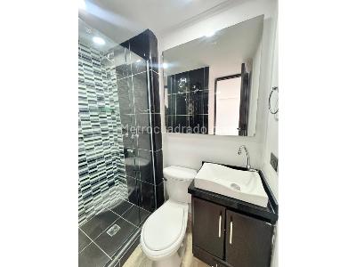 Apartamento en venta en Loma De Los Bernal, Medellín · foto 10 de 19