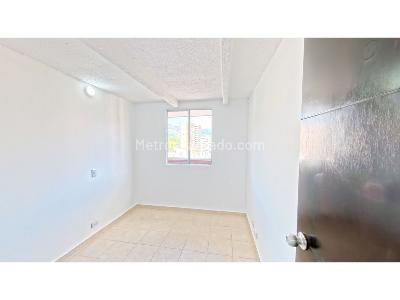 Apartamento de 3 alcobas en venta en Los Colores, Medellín, 77 m² · foto 7 de 20