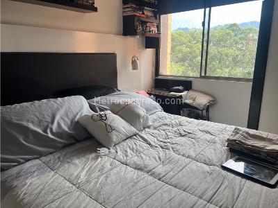 Apartamento en venta en La Castellana, Medellín · foto 5 de 16