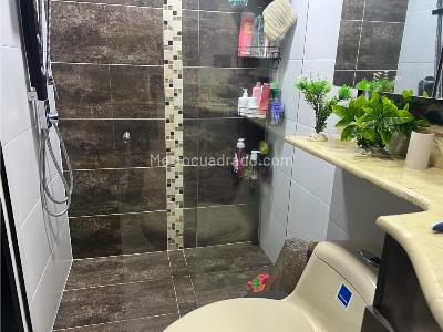 Apartamento en venta en La Castellana, Medellín · foto 6 de 16