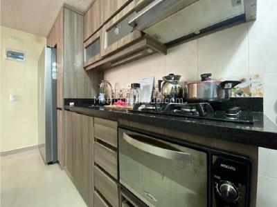 Apartamento en venta en Alto De Las Flores, Sabaneta · foto 8 de 20
