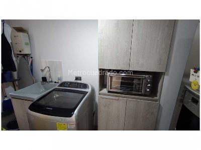 Apartamento de 3 alcobas en venta en Loma De Los Bernal, Medellín, 87 m² · foto 8 de 15