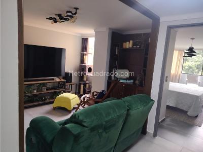 Apartamento de 3 alcobas en venta en Vizcaya, Medellín, 153 m² · foto 12 de 19
