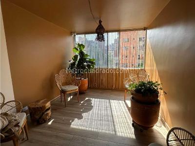Apartamento de 3 alcobas en venta en Itagui, Itagüí, 77 m² · foto 3 de 17