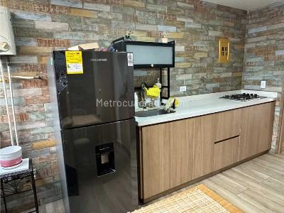 Apartamento de 3 alcobas en venta en Itagui, Itagüí, 77 m² · foto 5 de 17