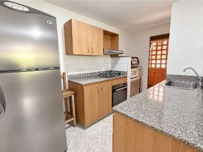 Apartamento en venta en Prados De Sabaneta, Sabaneta · foto 6 de 11