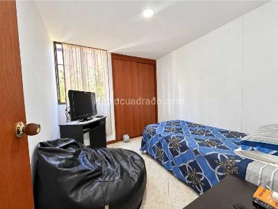 Apartamento en venta en Prados De Sabaneta, Sabaneta · foto 8 de 11