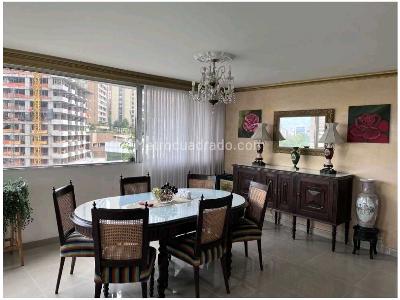 Apartamento de 3 alcobas en venta en El Poblado, Medellín, 207 m² · foto 5 de 20
