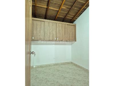 Apartamento de 3 alcobas en venta en Prado, Bello, 65 m² · foto 11 de 14