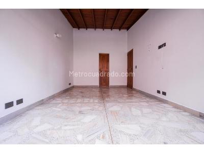 Apartamento en venta en Laureles, Medellín · foto 3 de 20