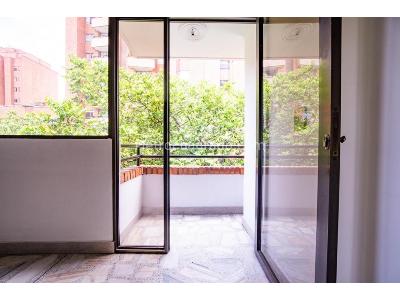 Apartamento en venta en Laureles, Medellín · foto 7 de 20