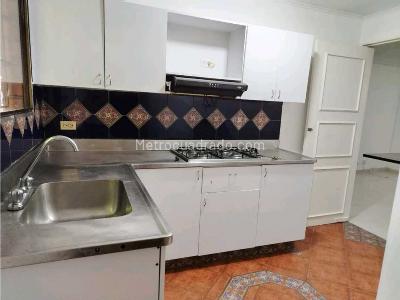 Apartamento de 2 alcobas en venta en Conquistadores, Medellín, 92 m² · foto 7 de 18