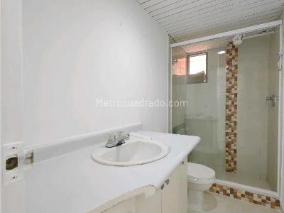 Apartamento de 2 alcobas en venta en Conquistadores, Medellín, 92 m² · foto 17 de 18