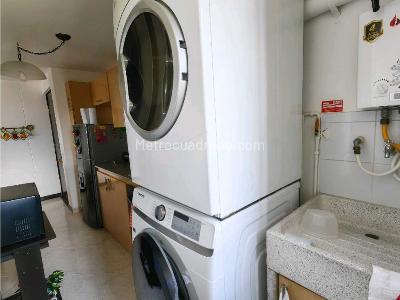 Apartamento de 2 alcobas en venta en La Castellana, Medellín, 70 m² · foto 6 de 20