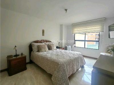 Apartamento de 3 alcobas en venta en Conquistadores, Medellín, 96 m² · foto 14 de 20