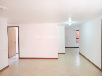 Apartamento de 3 alcobas en venta en Conquistadores, Medellín, 174 m² · foto 2 de 20