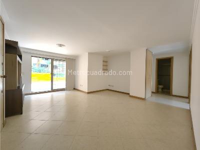 Apartamento de 3 alcobas en venta en Conquistadores, Medellín, 174 m² · foto 5 de 20