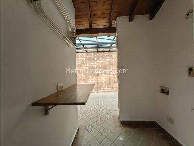 Apartamento de 3 alcobas en venta en Conquistadores, Medellín, 174 m² · foto 11 de 20