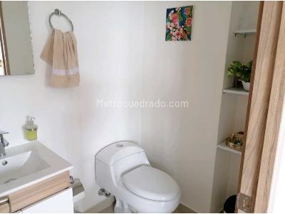 Apartamento de 3 alcobas en venta en Conquistadores, Medellín, 104 m² · foto 10 de 13