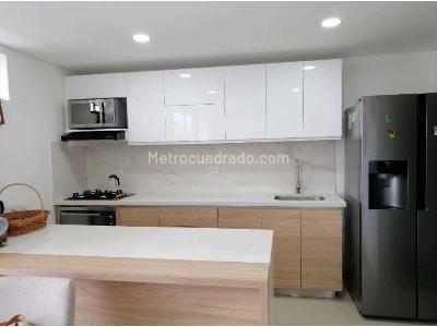 Apartamento de 3 alcobas en venta en Conquistadores, Medellín, 104 m² · foto 4 de 13