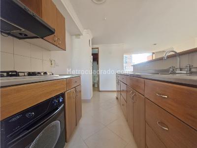 Apartamento de 2 alcobas en venta en Sabenta, Medellín, 74 m² · foto 2 de 20