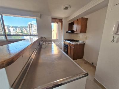 Apartamento de 2 alcobas en venta en Sabenta, Medellín, 74 m² · foto 3 de 20