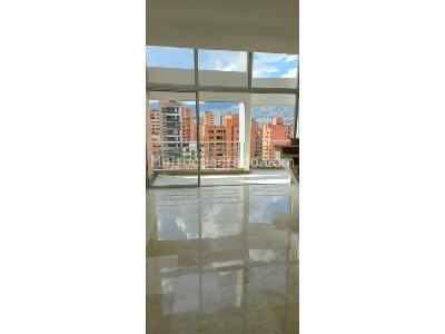 Apartamento de 5 alcobas en venta en Laureles, Medellín, 225 m² · foto 5 de 20