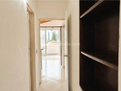 Apartaestudio en venta en America Niza, Medellín, 47 m² · foto 7 de 13