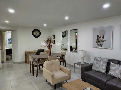 Apartamento de 2 alcobas en venta en Poblado En La Comuna 14 De Medellin, Medellín, 103 m² · foto 13 de 20