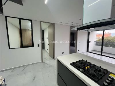 Apartamento de 3 alcobas en venta en La America, Medellín, 84 m² · foto 4 de 15