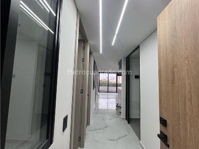 Apartamento de 3 alcobas en venta en La America, Medellín, 84 m² · foto 5 de 15