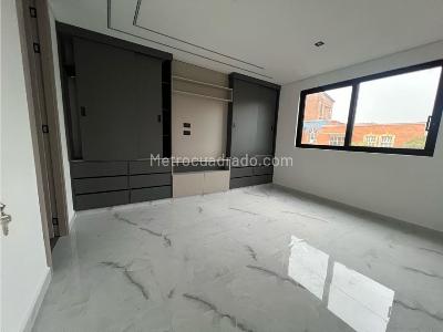 Apartamento de 3 alcobas en venta en La America, Medellín, 84 m² · foto 11 de 15