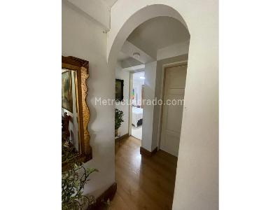 Apartamento de 3 alcobas en venta en Benedictinos, Envigado, 90 m² · foto 8 de 9