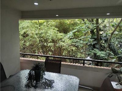 Apartamento de 2 alcobas en venta en Poblado En La Comuna 14 De Medellin, Medellín, 103 m² · foto 12 de 20