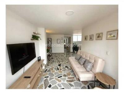 Apartamento de 3 alcobas en venta en Estadio En La Comuna 11 De Medellin, Medellín, 83 m² · foto 2 de 12
