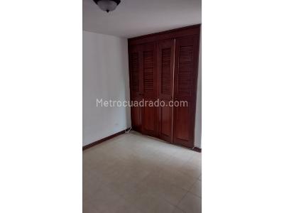 Apartamento en venta en Almeria, Medellín · foto 9 de 17