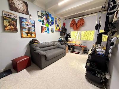 Apartamento de 3 alcobas en venta en Santa Monica En La Comuna 12 De Medellin, Medellín, 72 m² · foto 5 de 7