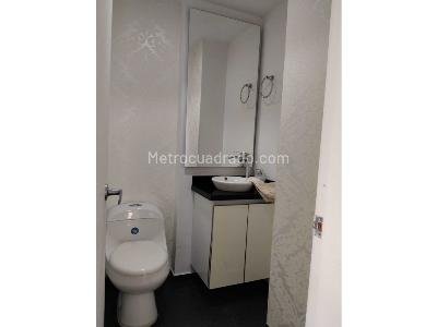 Apartamento de 3 alcobas en venta en Poblado En La Comuna 14 De Medellin, Medellín, 130 m² · foto 10 de 20