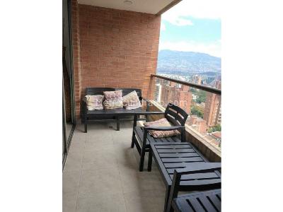 Apartamento de 3 alcobas en venta en Poblado En La Comuna 14 De Medellin, Medellín, 130 m² · foto 3 de 20