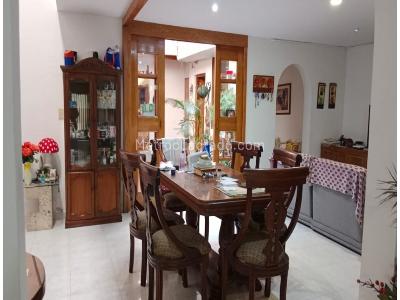 Casa de 4 alcobas en venta en Simon Bolivar, Medellín, 330 m² · foto 5 de 18