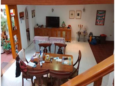 Casa de 4 alcobas en venta en Simon Bolivar, Medellín, 330 m² · foto 6 de 18