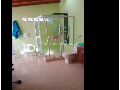 Casa de 4 alcobas en venta en Simon Bolivar, Medellín, 330 m² · foto 14 de 18