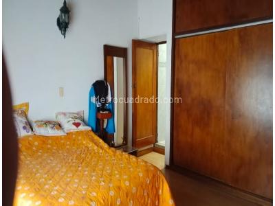 Casa de 4 alcobas en venta en Simon Bolivar, Medellín, 330 m² · foto 16 de 18