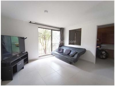 Apartamento en venta en Almeria, Medellín · foto 2 de 18