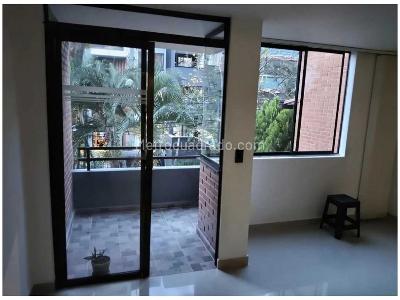 Apartamento de 2 alcobas en venta en Conquistadores, Medellín, 97 m² · foto 3 de 20