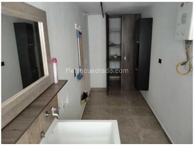 Apartamento de 2 alcobas en venta en Conquistadores, Medellín, 97 m² · foto 12 de 20
