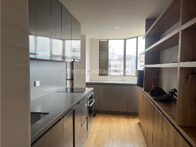Apartamento en venta en Milla De Oro, Medellín · foto 2 de 17
