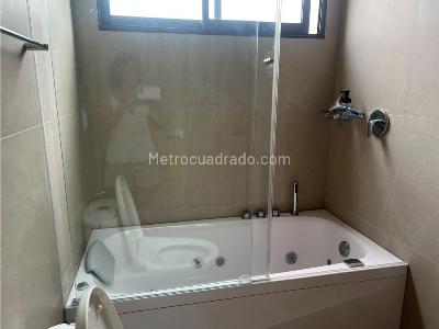 Apartamento en venta en Milla De Oro, Medellín · foto 7 de 17