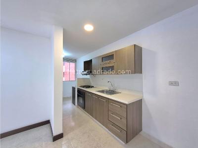 Apartamento de 3 alcobas en venta en Cumbres, Envigado, 75 m² · foto 8 de 14