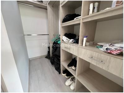 Apartamento en venta en Calasanz, Medellín · foto 9 de 15